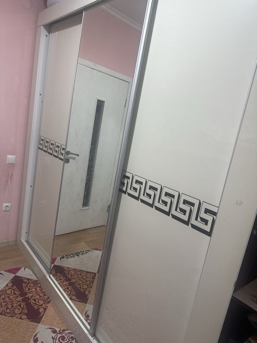 Продам шкаф купе