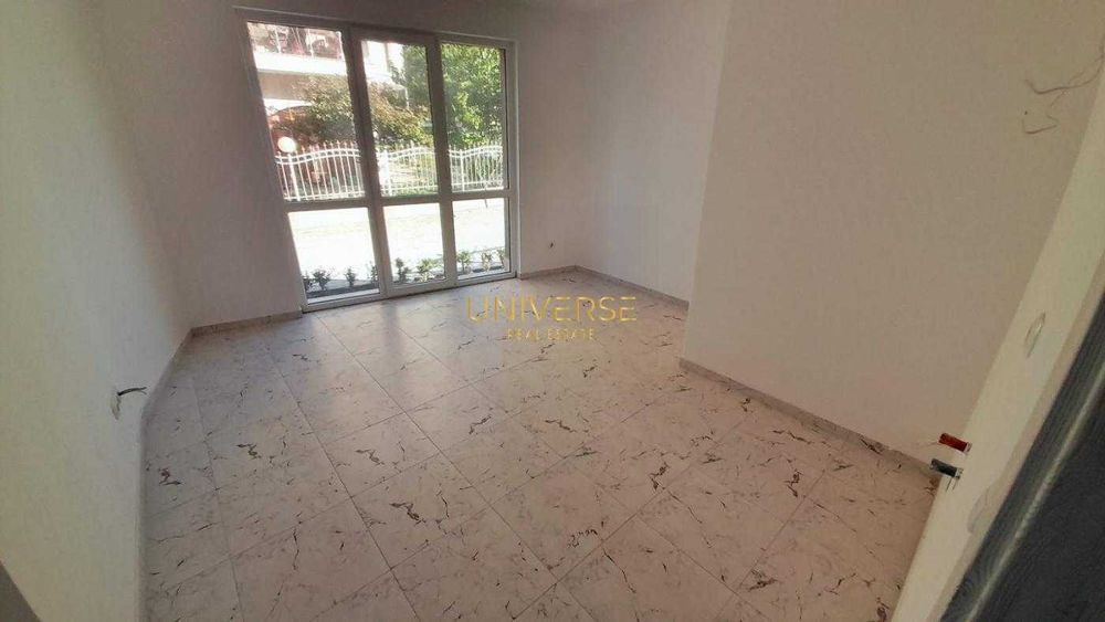 Продава се Двустаен апартамент в к.к. Слънчев бряг - 52 кв.м за 1664 €/кв.м - Снимка #3