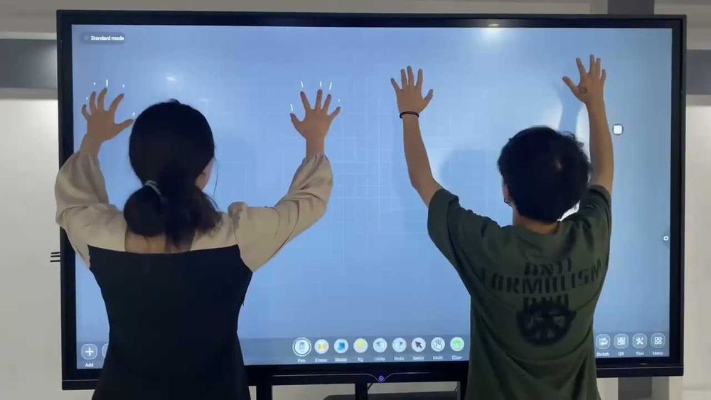 Интерактивная панель STUDIYMAX 65/75 4K СЕНСОР ДОСКА все бренд есть