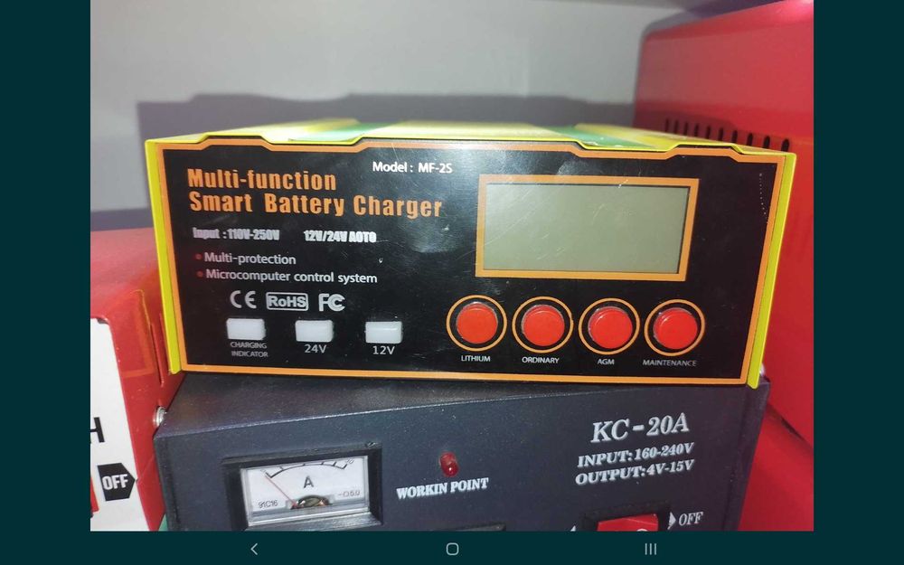 Мощная зарядка-автомат 12/14.6/24 В (8/400 А-Н),электронно-импульсная,