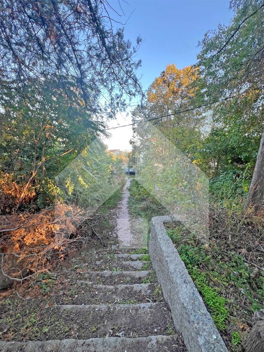 За продажба атрактивен ПАРЦЕЛ в ТОП ЦЕНТЪР - 2,4 ДКА, гр. Нови пазар.