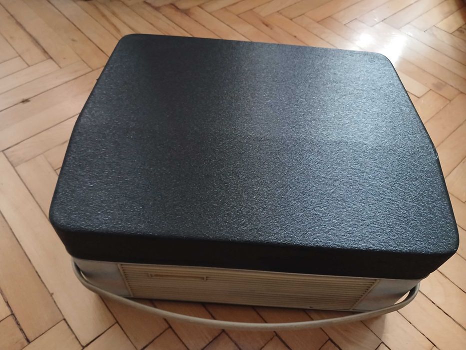 Magnetofon frumos Philips, anii 1960
