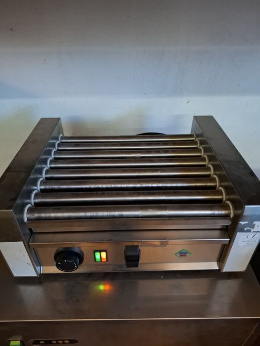 Aparat electric hot dog