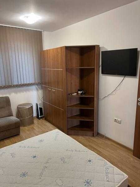 Дава се под наем Двустаен апартамент в Бургас, Център - 51 кв.м за 433.5 € - Снимка #4