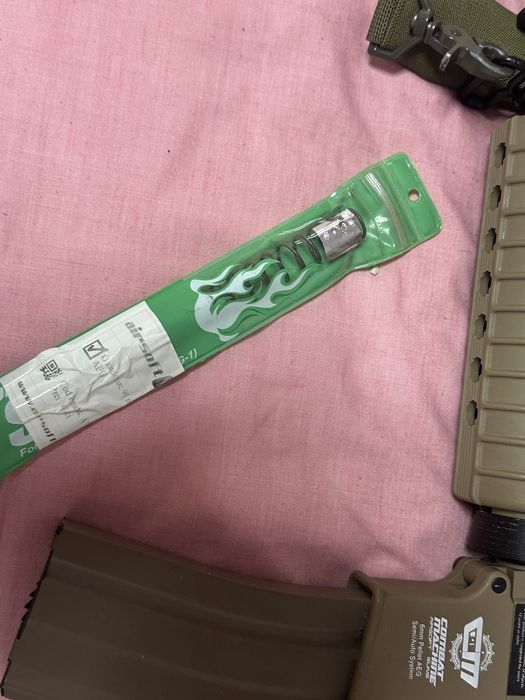 G&G Combat Machine CM16 M4 AEG Airsoft – TAN, Full Set