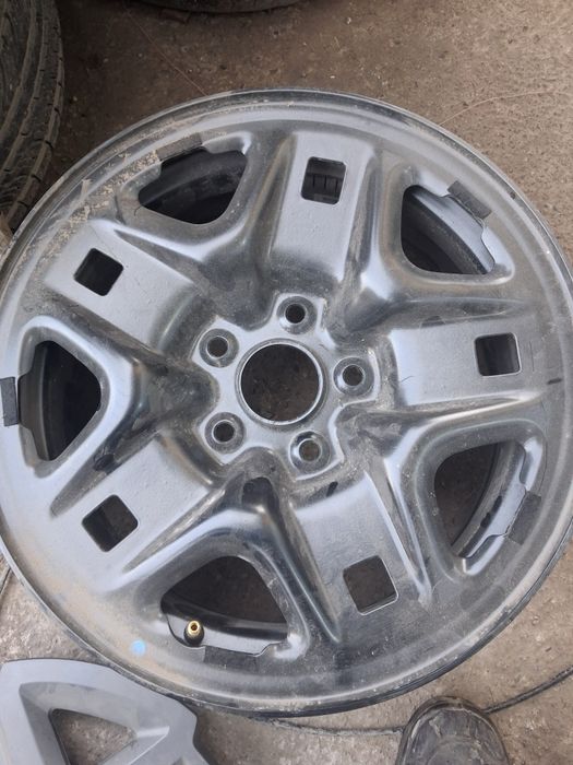 16 buvaydi diska 4 ta