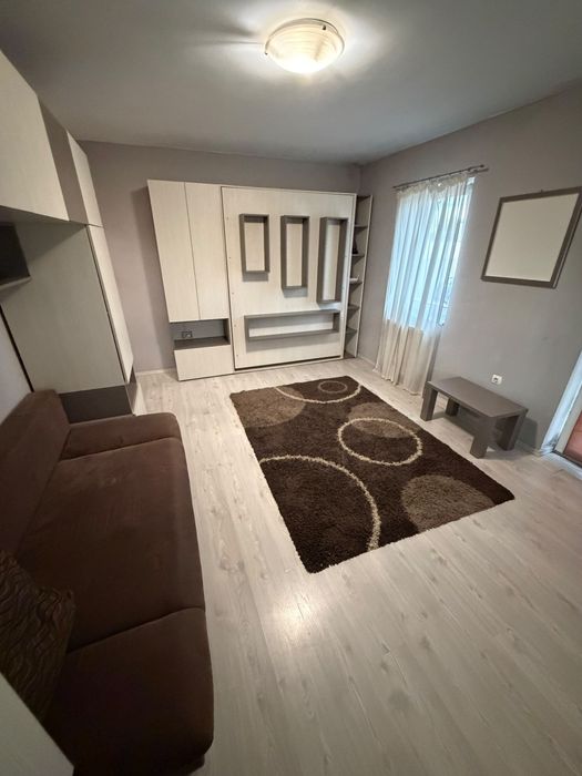 Închiriez apartament cu 1 camera