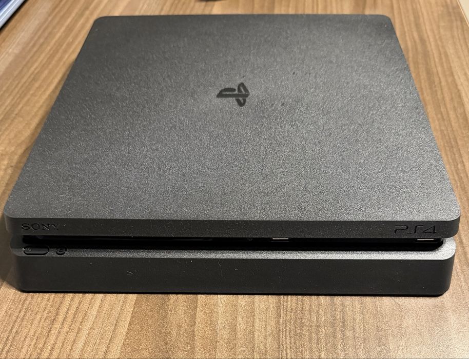 Consola PS4 slim 1TB