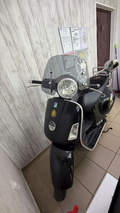 Piaggio Vespa 250