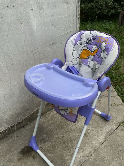 Детский стульчик для кормления