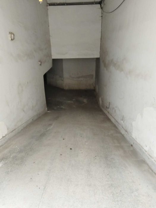 Дава се под наем Гараж / Паркомясто в Бургас, Меден рудник - зона А - 24 кв.м за 11000 € - Снимка #2