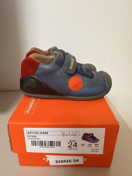 Pantofi de piele Biomecanics 24