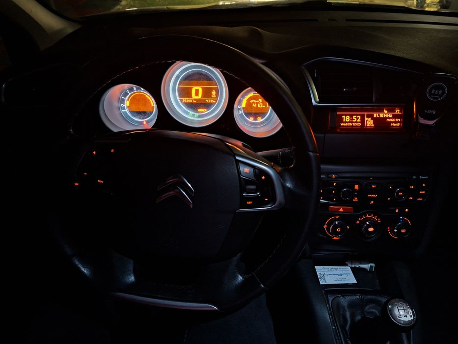 Vând Citroen C4 , anul 2016, 1,6, disel, negociabil,Barnova, Iași