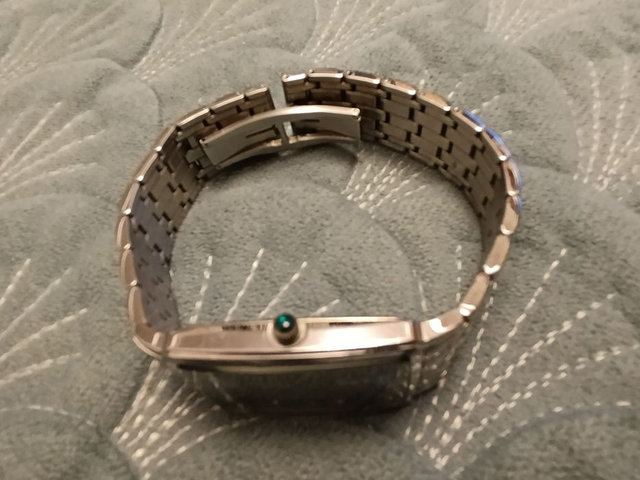 Продам наручные часы