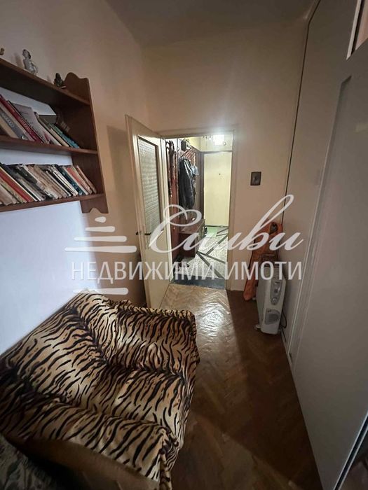 Продава се Двустаен апартамент в Шумен, Добруджански - 60 кв.м за 1148 €/кв.м - Снимка #6