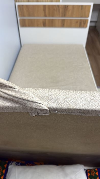 Кровать две штуки деревянная