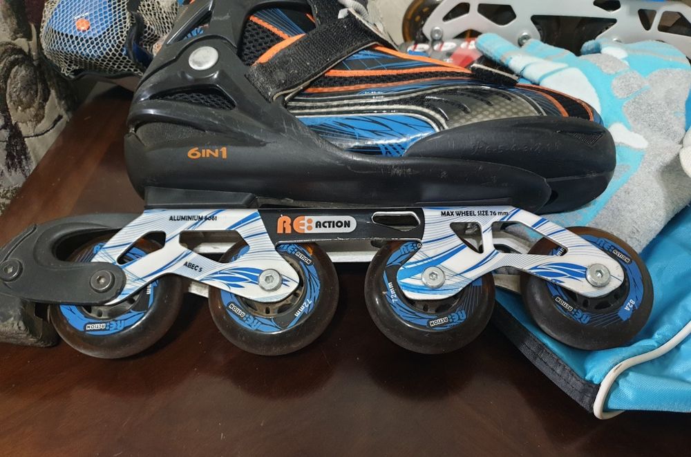 Роликовые коньки раздвижные р 36-41 б/у