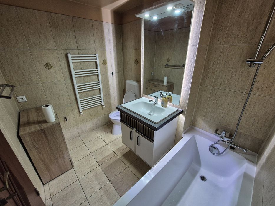 Apartament de închiriat