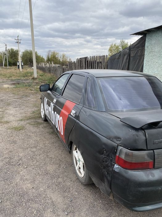 Продам ваз 2110..