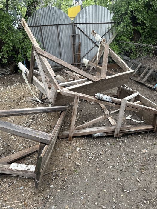 Козел стоительный