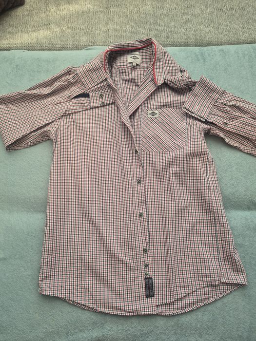 Vand set camasa si pantaloni