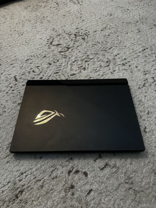 Продам ноутбук Asus Rog Strix!