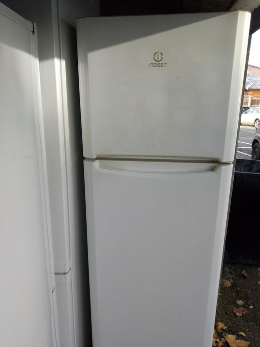 Combina frigorifica arctic model nou Indesit