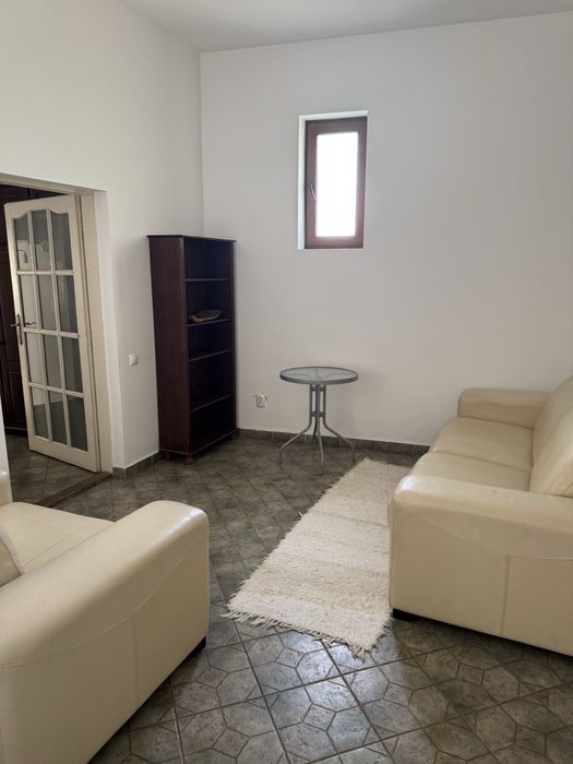 Apartament la casa central 125mp util