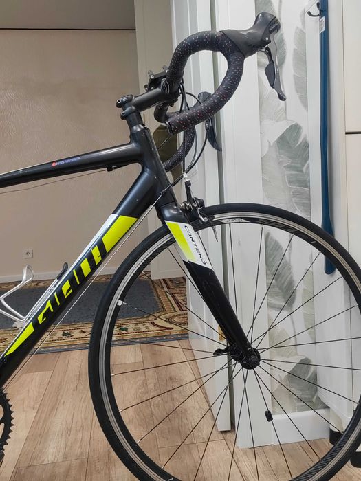 Продам велосипед Giant Contend (размер M)