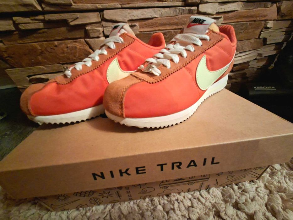 Дамски сникърси Nike