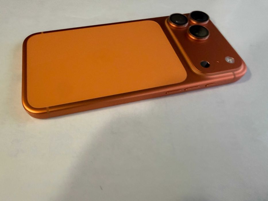 iPhone 17 Pro Max 1Tb Esim.Гаранция