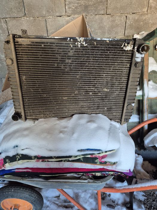 Продам радиатор Газель
