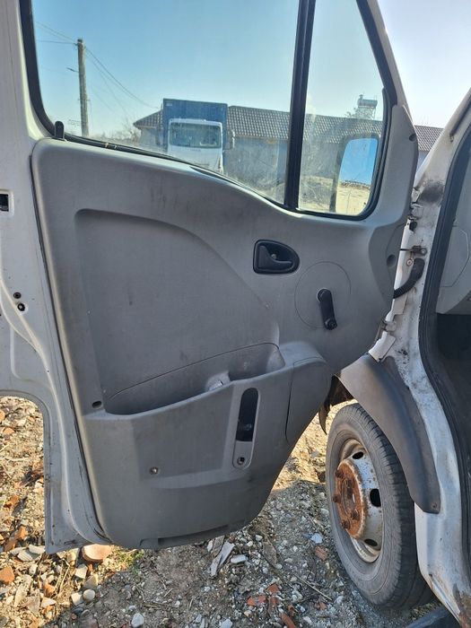 Far capota ușa parbriz radiatoare volan renault mascott 3.0 dti 2006