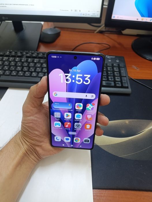 Redmi note 13pro 12/256gb ideal ochilmagan usta kurmagan aybi yuq toza