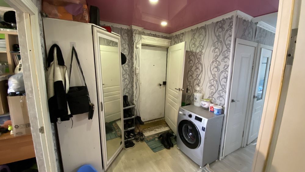 3 бөлмелі пәтер жалға беріледі.