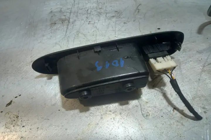 Buton geam pasager spate dreapta Alfa Romeo 156 2001