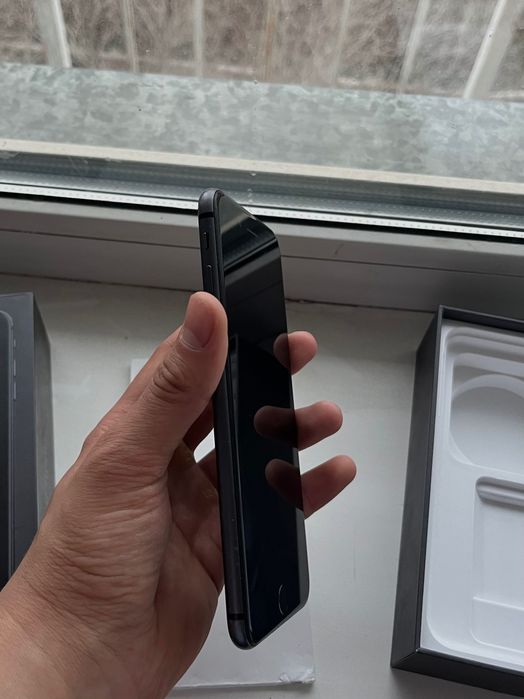 iPhone 8 Plus (8+) Отличное Состояние