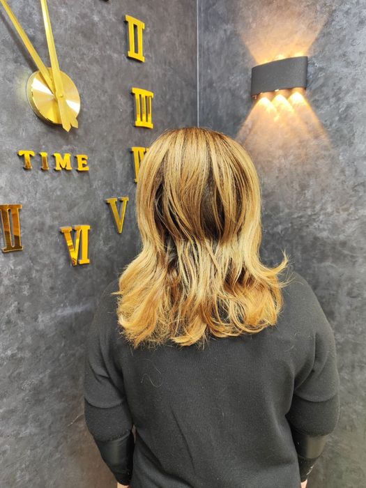 Наращивание волос