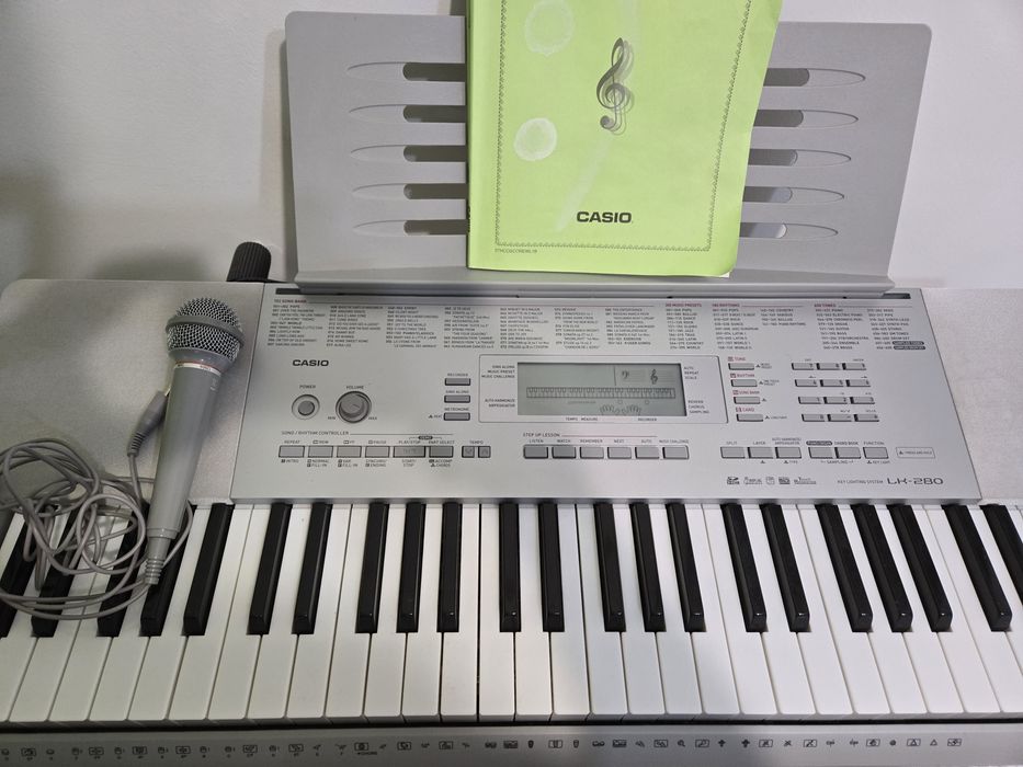 Orga Casio LK280