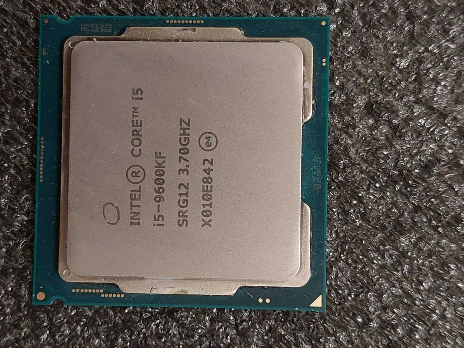 Intel Core i5 9600K / i5 9600KF - процесори