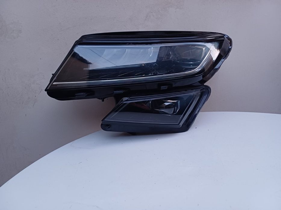 Ляв фар за Skoda Kodiq led; 2019г.