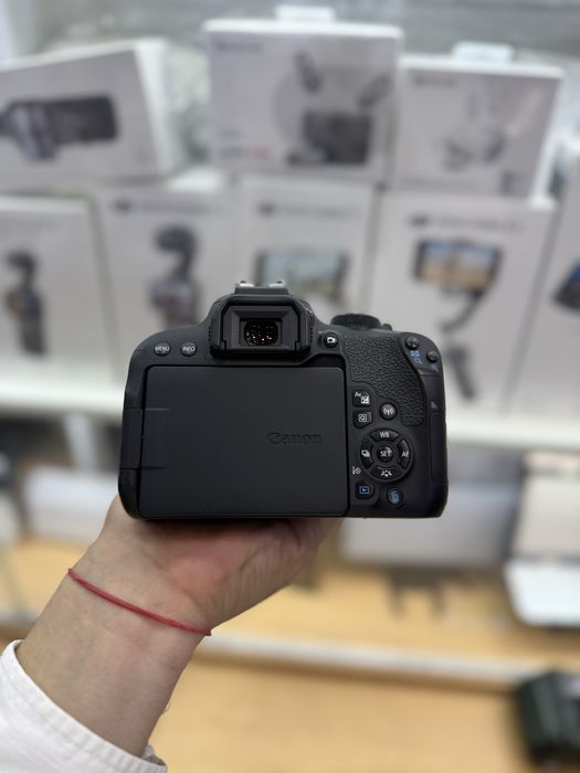 Sigma 105 mm f2.8 macro Canon 800D