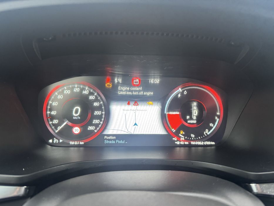 Volvo v60 T8 4x4 2.0 plug in hybrid 2019 usor avariat