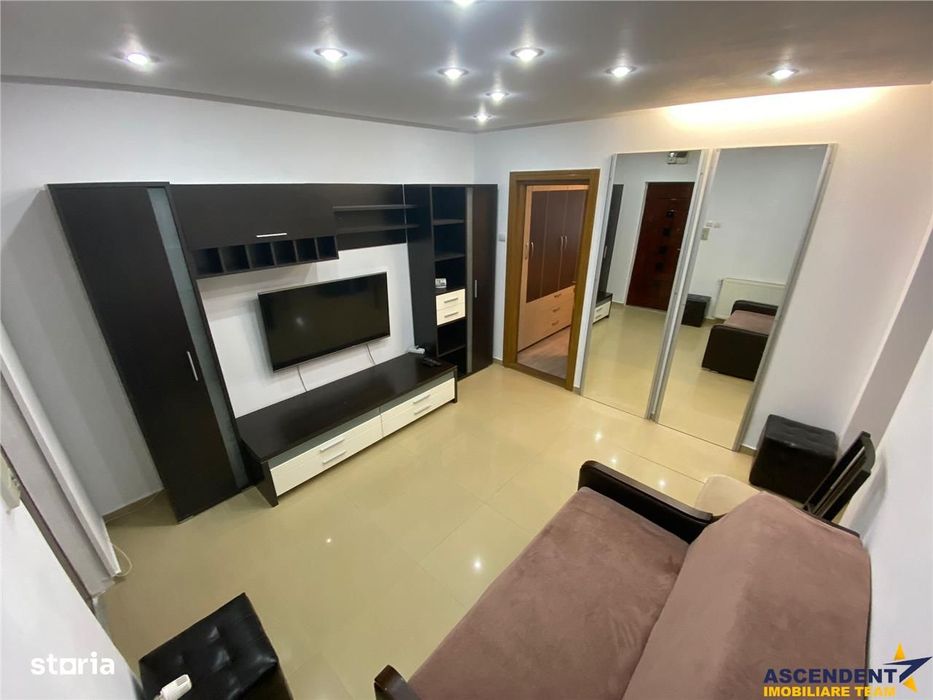 Disponibil din 15.02.2026!! Decomandat, loc parcare,pivnita, zona Griv