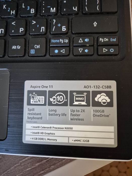 Лаптоп Acer Aspire One 11