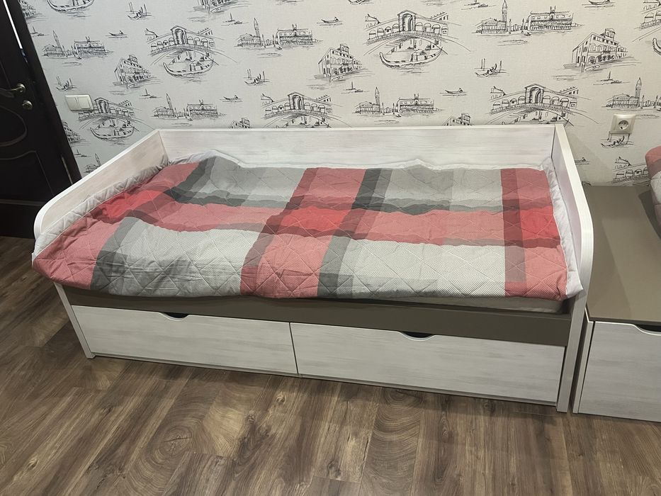 2 кровати, детские б/у