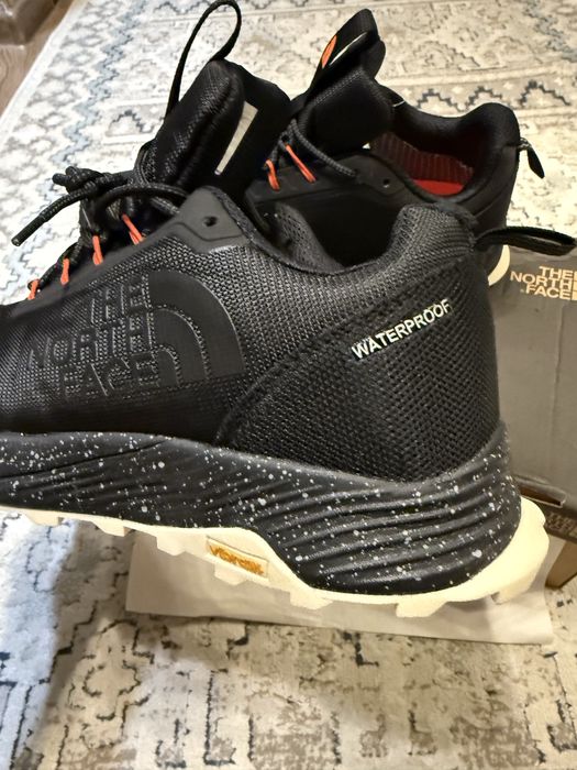 Кросовки The north face новые