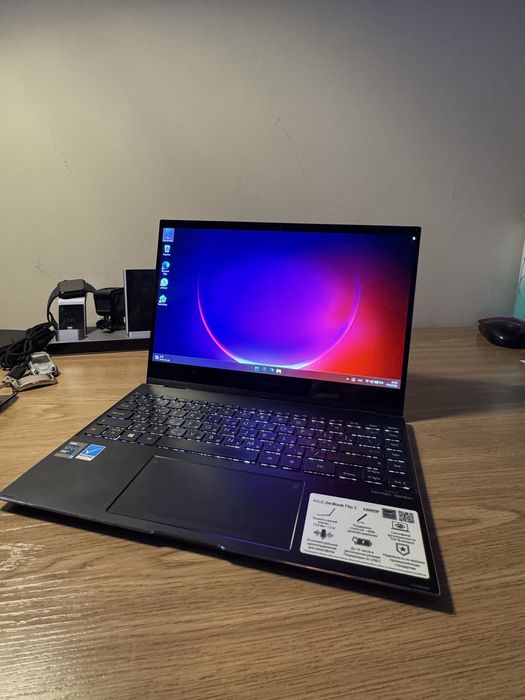 Ноутбуе Asus ZenBook Flip S