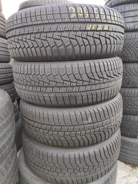 4бр Зимни гуми 205 55 17 - Hankook
