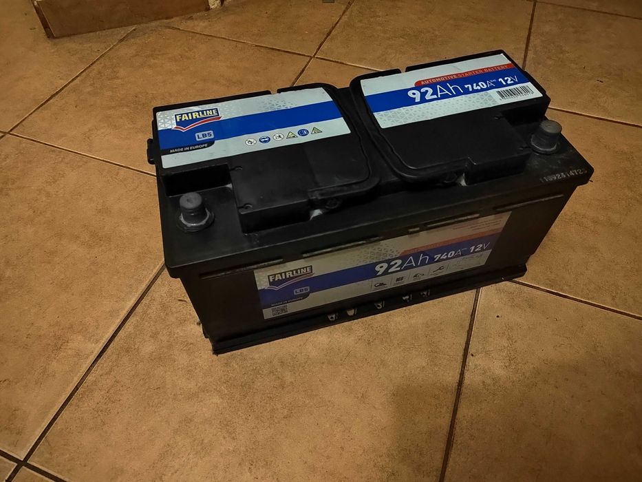 Акомулатор Fairline 92Ah 740 A